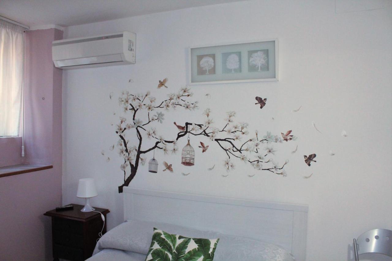Casa Vacanze Angelica Salerno Esterno foto