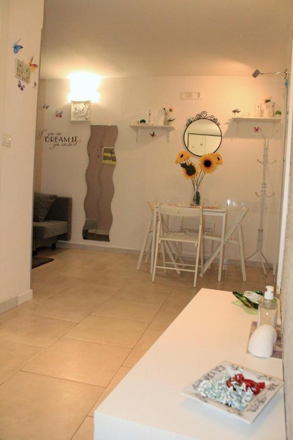 Casa Vacanze Angelica Salerno Esterno foto