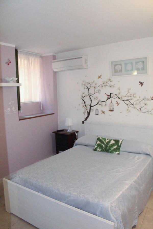 Casa Vacanze Angelica Salerno Esterno foto